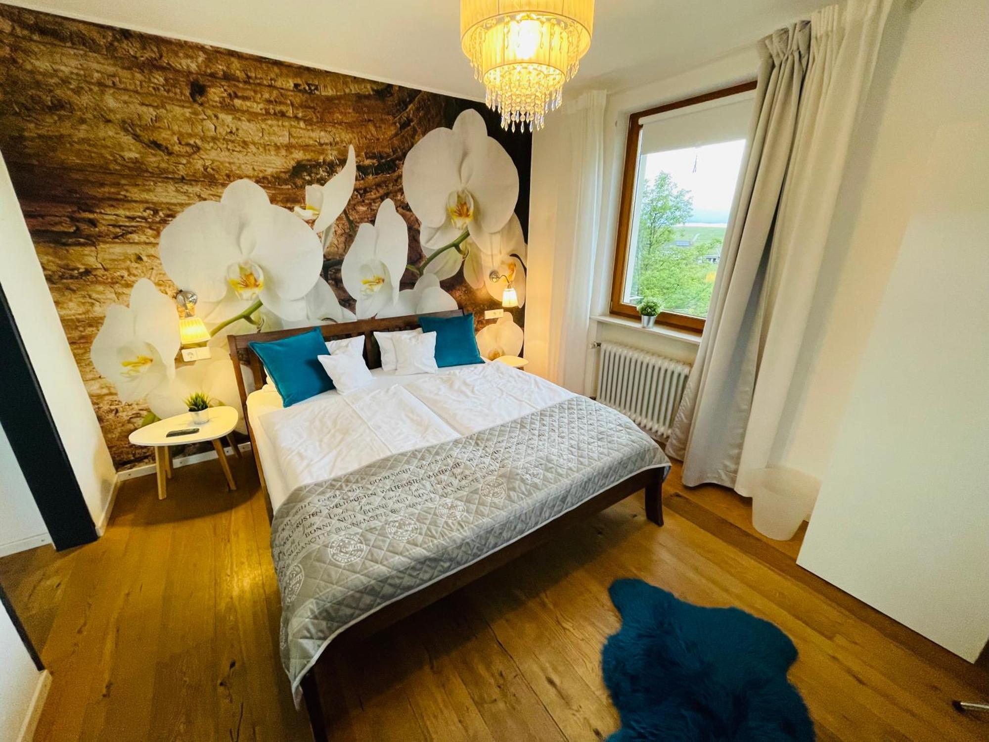 Zum Rayers Cafe-Restaurant & Boutique-Hotel Niederrotweil Room photo